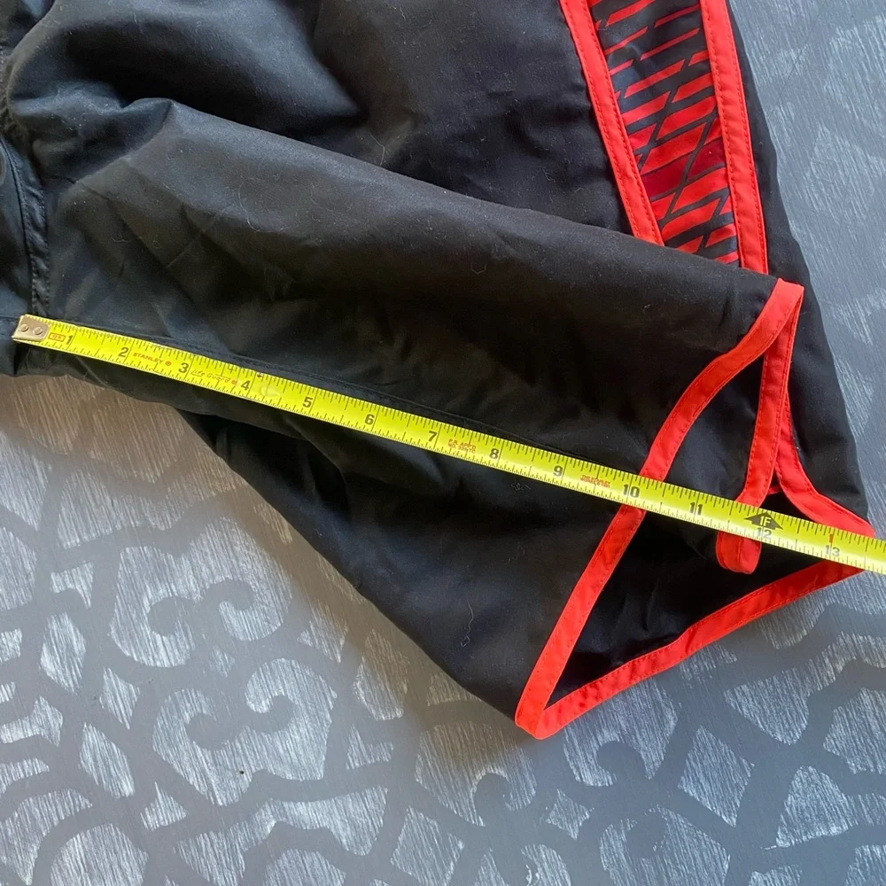 Nike Black and Red‎ lined swim trunks men’s size medium swoosh